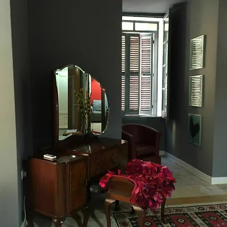 Boutique Living Standard Apts Apartment