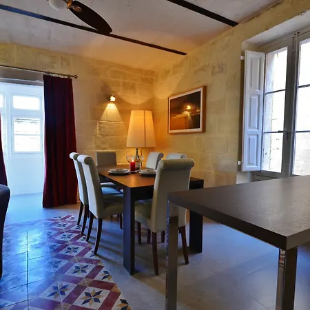 Boutique Living Standard Apts Valletta